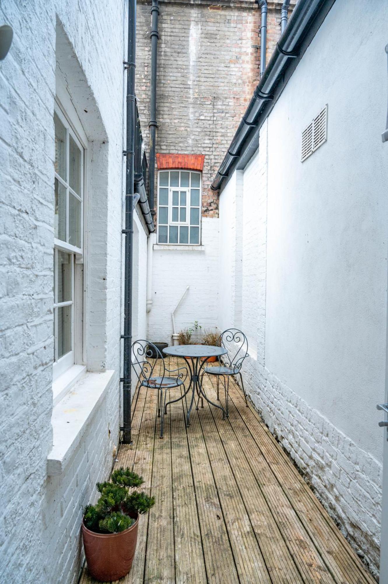 Bloomsbury City Escape Flat 1 London Exterior photo